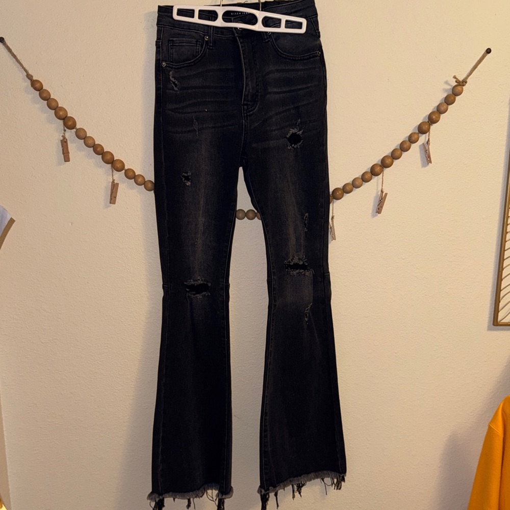 Elegant Black Distressed Flare Jeans